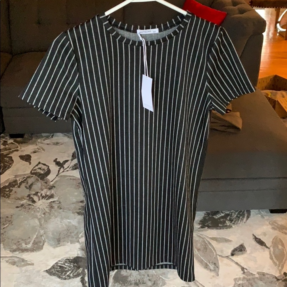 A vertical stripped NWT T-shirt dress